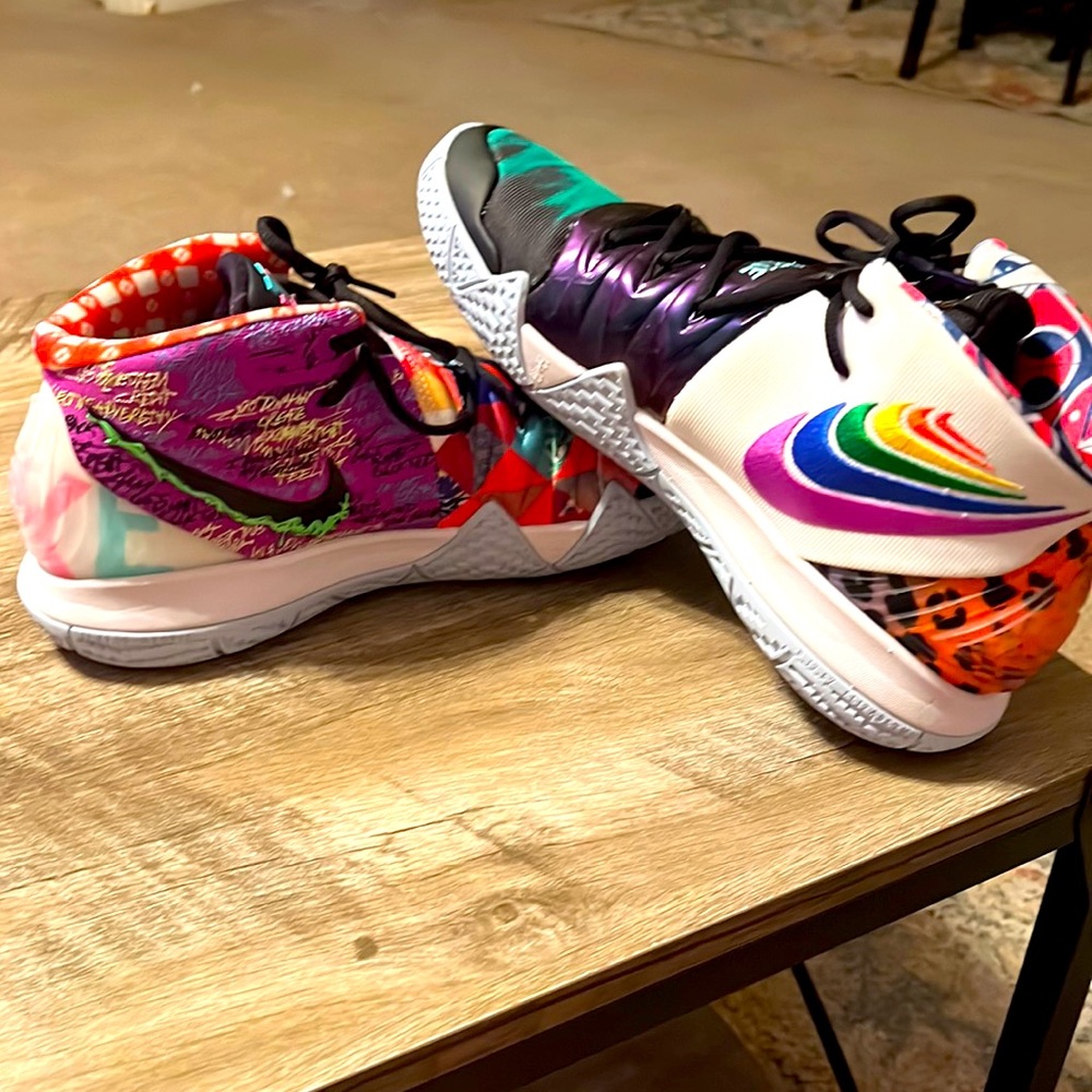 Mens shoes
